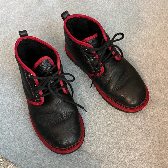 Ugg Neumel Pebble Leather Boots Mens 10 Black Red main image 9